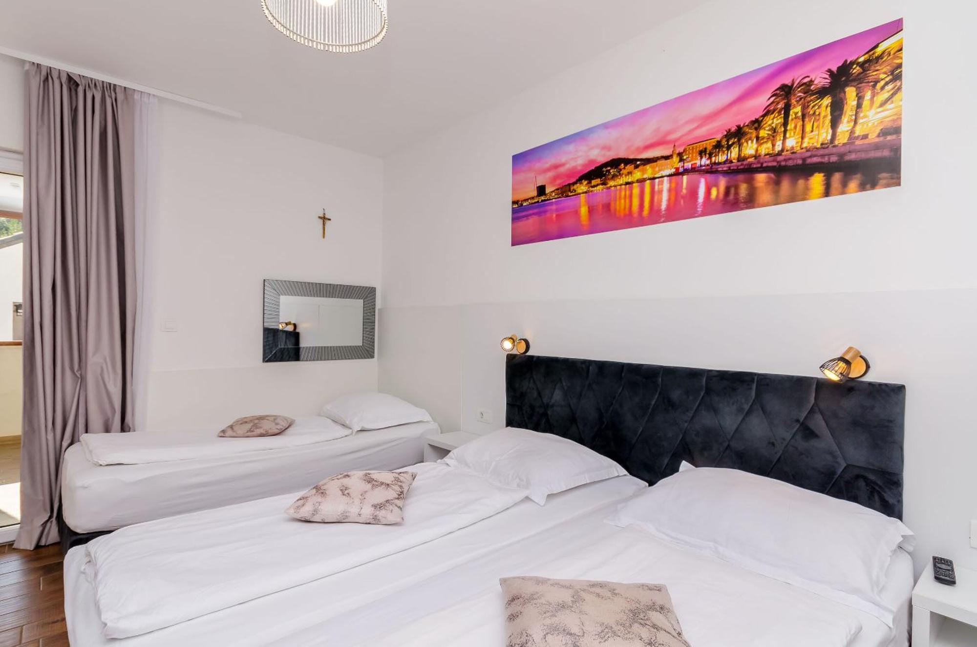 Niko Apartment